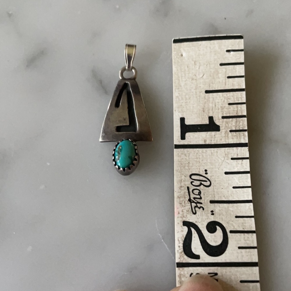Vintage Native American Turquoise Pendant - Picture 9 of 10